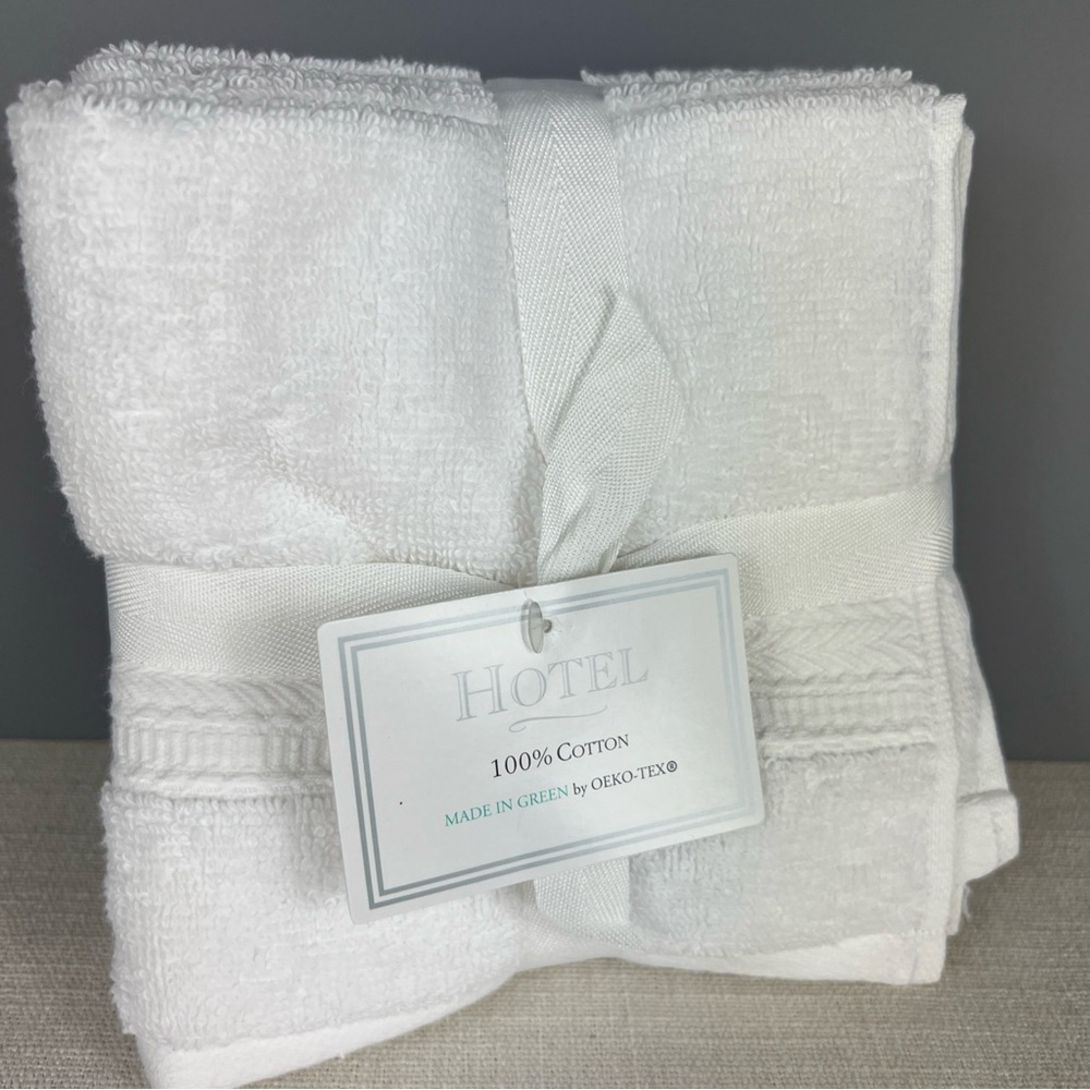 Hotel Brand Wash Cloth Set White 100% Cotton Spa Bath Luxury 4 Pc Set